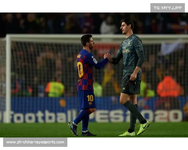 “库尔图瓦当选皇马12月最佳门将，五场两零封助球队四胜收官”